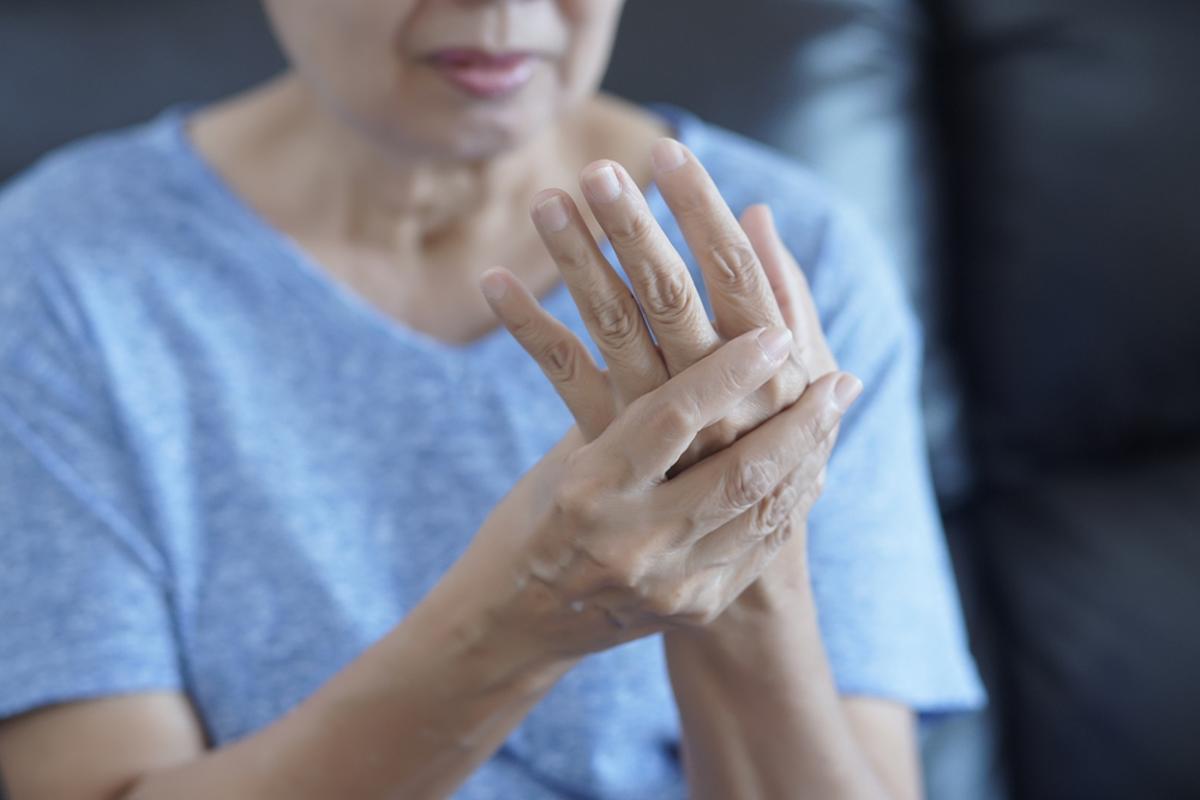 Las mujeres sufren dolor crónico en mayor medida.